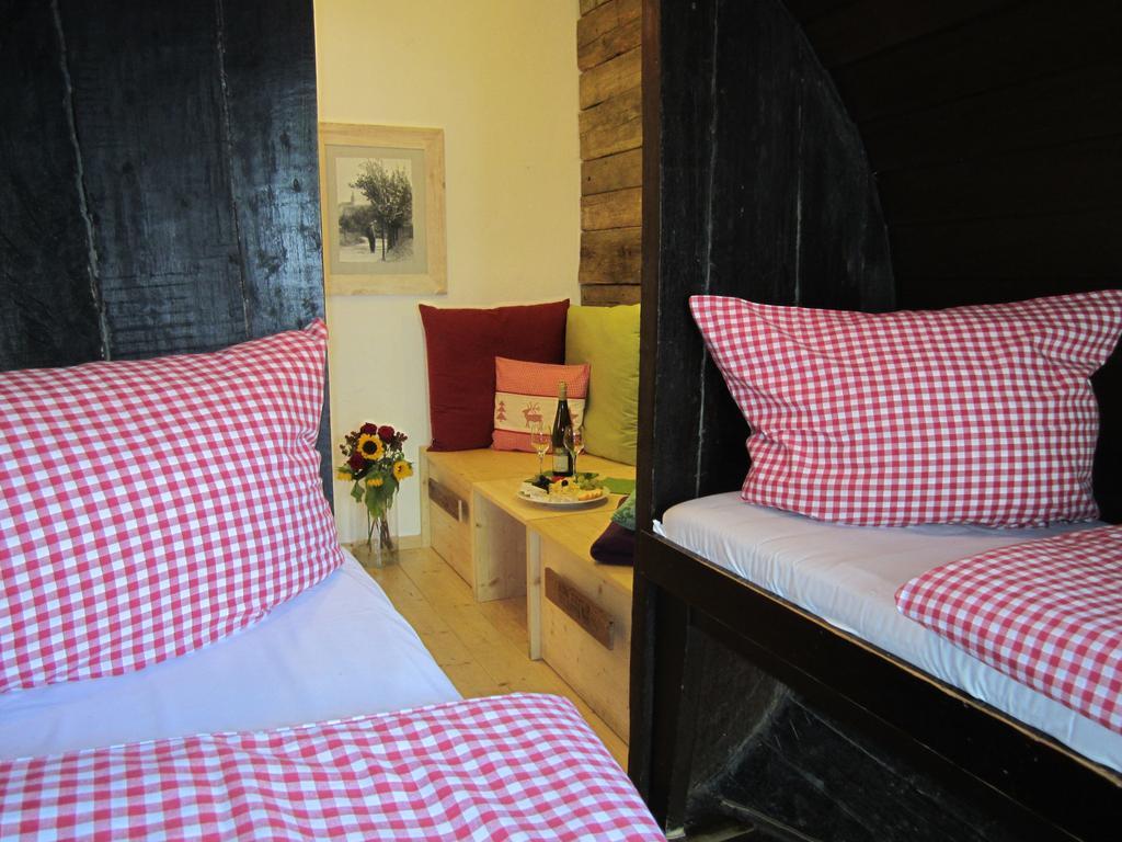 Hotel Lindenwirt Рюдесхайм ам Рейн Екстериор снимка